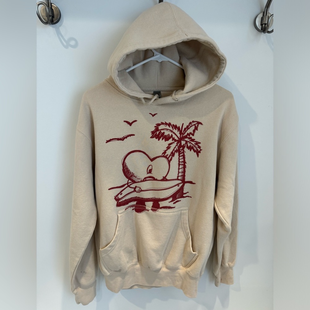 Beige Graphic Hoodie Sweatshirt with Red Surfing Heart Design Size Small